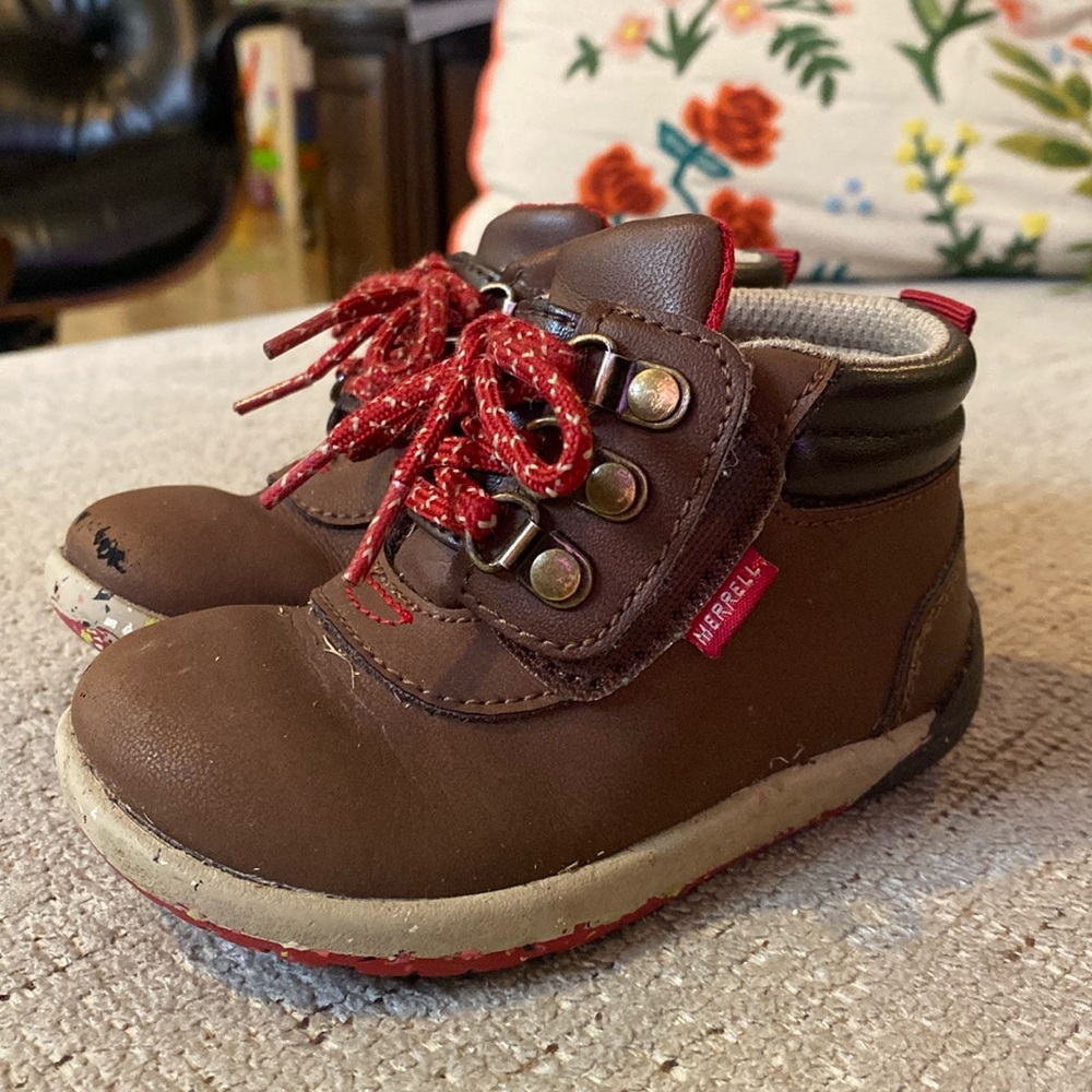 Merrell Little Kid's Bare Steps Boot 2.0 - Toddler Size 5.5 - Used